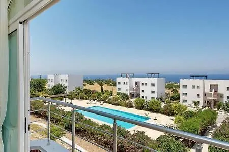 Joya Cyprus Mandalay Penthouse Hébergement de vacances