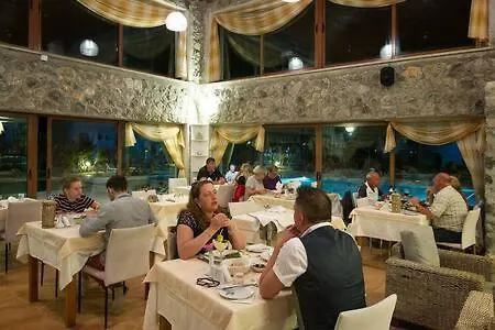 Joya Cyprus Mandalay Penthouse Hébergement de vacances