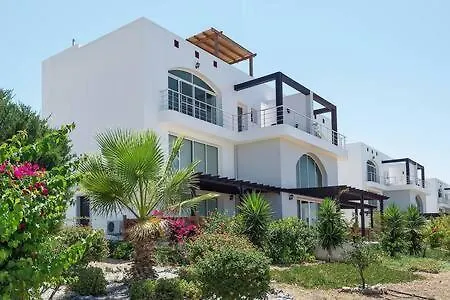 Joya Cyprus Mandalay Penthouse Hébergement de vacances *