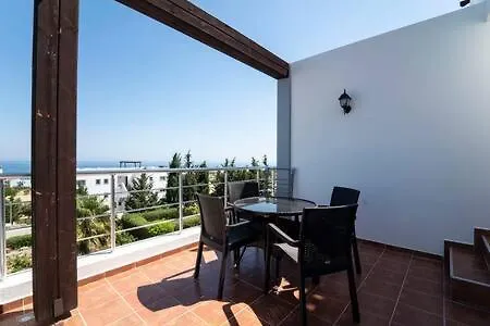 Hébergement de vacances Joya Cyprus Mandalay Penthouse *
