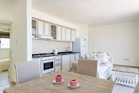 Joya Cyprus Mandalay Penthouse Agios Amvrosios (Kyrenia)