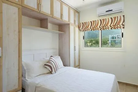 Joya Cyprus Mandalay Penthouse * Agios Amvrosios (Kyrenia)